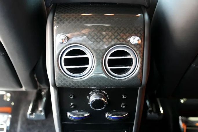 Подержанный Rolls-Royce Cullinan Black Badge I, 6.7 л, 2022 в Дубае от 8 Ba Motors Черный цвет. Европейская | AUTO.AE