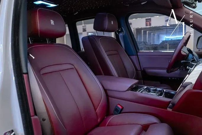 Подержанный Rolls-Royce Cullinan I, 6.7 л, 2022 в Дубае от A1 Luxury Motors Серый цвет. GCC | AUTO.AE