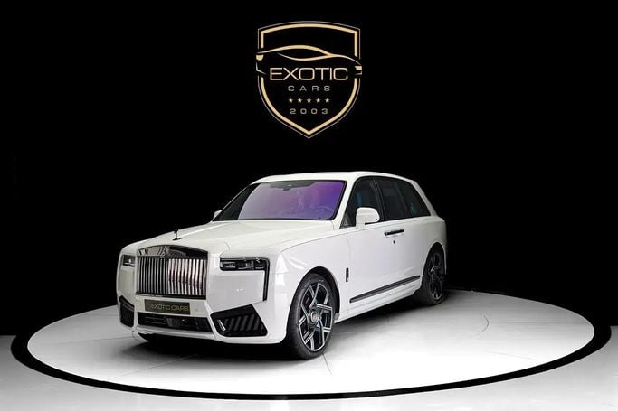 Новый Rolls-Royce Cullinan Black Badge I Рестайлинг, 6.7 л, 2025 в Дубае от Exotic Cars Белый цвет. Other | AUTO.AE