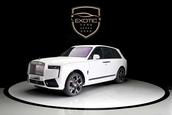 Новый Rolls-Royce Cullinan Black Badge I Рестайлинг, 6.7 л, 2025 в Дубае от Exotic Cars Белый цвет. Other | AUTO.AE