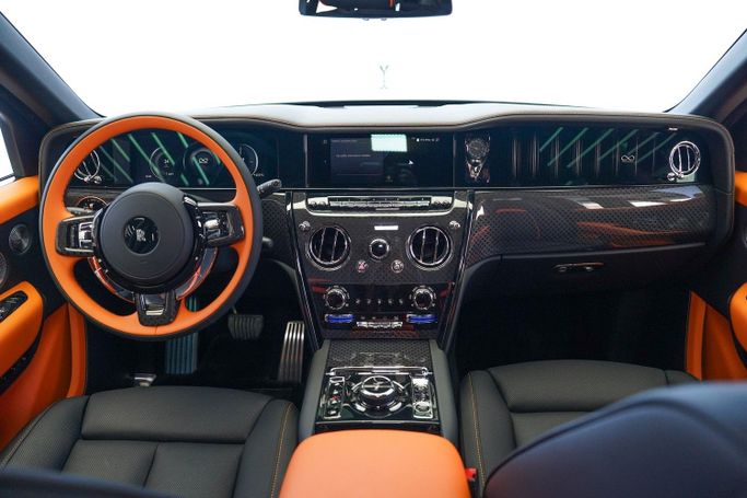 New Rolls-Royce Cullinan Black Badge I Facelift, 6.7 l, 2025 in Dubai by Exotic Cars, Green color. Other | AUTO.AE