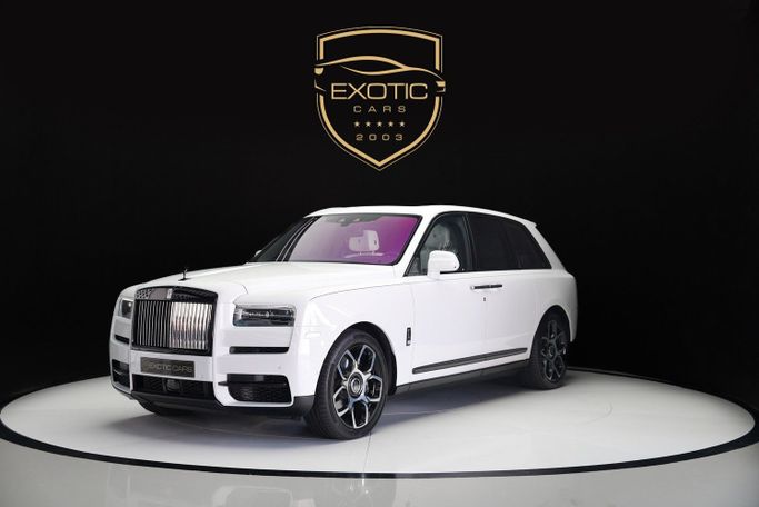 جديدة Rolls-Royce Cullinan Black Badge I, 6.7 l, 2024 في في دبي من Exotic Cars، اللون أبيض. أخرى | AUTO.AE