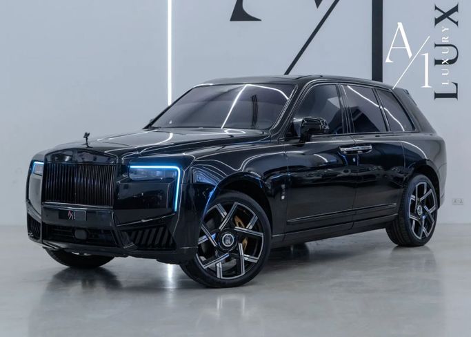 مستعملة Rolls-Royce Cullinan I, 6.7 l, 2019 في في دبي من A1 Luxury Motors، اللون أسود. مواصفات الخليج | AUTO.AE | إعلان #255965