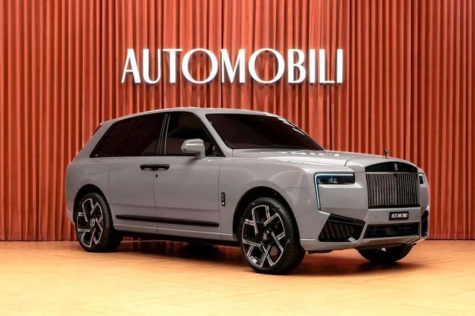مستعملة Rolls-Royce Cullinan Black Badge أنا فيس ليفت, 6.7 l, 2024 في في دبي من Automobili Motors، اللون رمادي.  | AUTO.AE | إعلان #258520