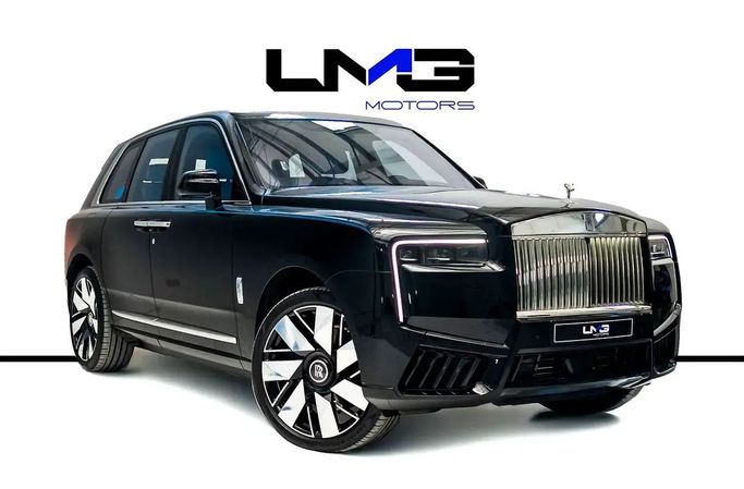 مستعملة Rolls-Royce Cullinan Black Badge أنا فيس ليفت, 6.7 l, 2025 في في دبي من LMG Motors، اللون أسود. المواصفات الأوروبية | AUTO.AE | إعلان #259813