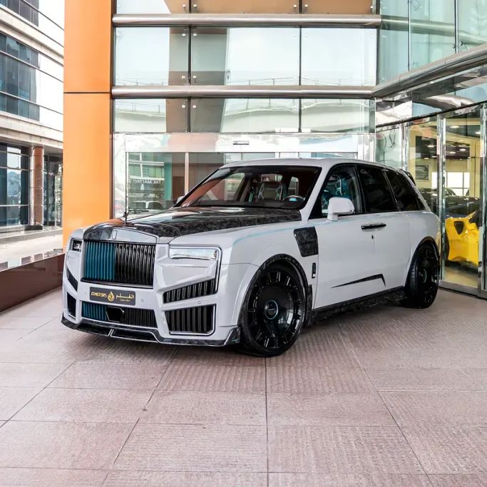 مستعملة Rolls-Royce Cullinan Black Badge أنا فيس ليفت, 6.7 l, 2025 في في دبي من Q Motors، اللون رمادي. المواصفات الأوروبية | AUTO.AE | إعلان #263533