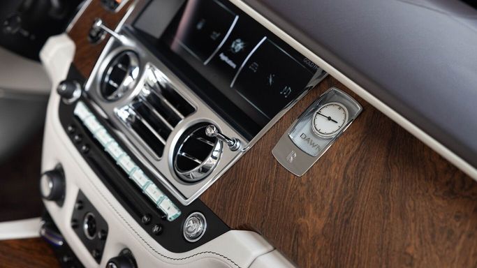 Rolls-Royce Dawn Black Badge, 2020 business cabriolet for rent in Dubai by AVA car rental, green color | AUTO.AE