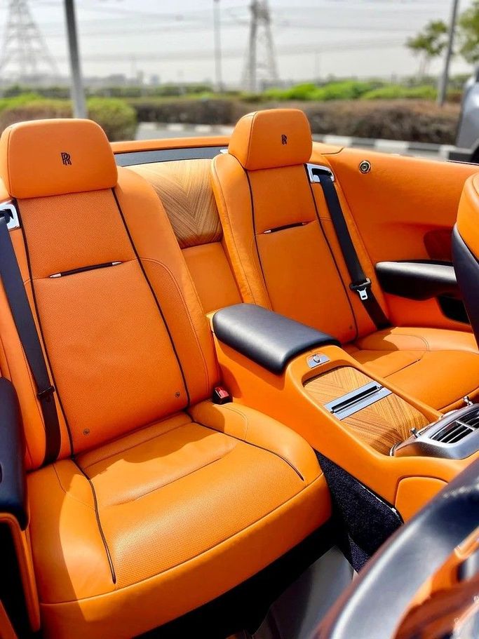 Used Rolls-Royce Dawn, 6.6 l, 2016 in Dubai by 66 Motors, Blue color. GCC Specs | AUTO.AE