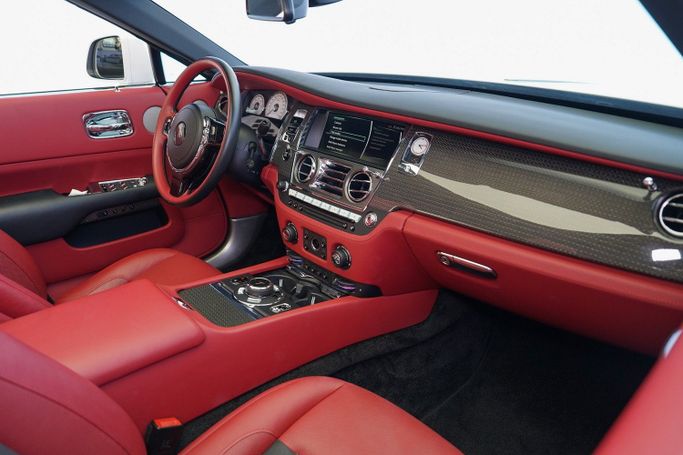 Used Rolls-Royce Dawn Black Badge, 6.6 l, 2018 in Dubai by Exotic Cars, White color. Other | AUTO.AE