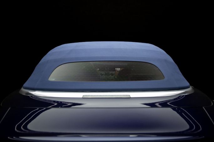 Used Rolls-Royce Dawn, 6.6 l, 2019 in Dubai by Exotic Cars, Blue color. Other | AUTO.AE