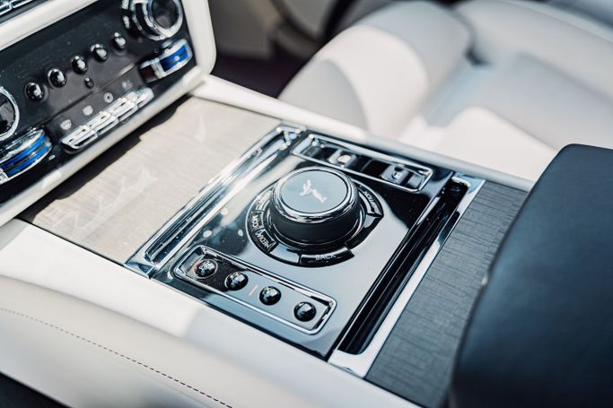 Rolls-Royce Ghost Extended II, 2023 business sedan extended for rent in Dubai by POF RENTAL, grey color | AUTO.AE