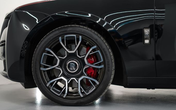 Rolls-Royce Ghost Extended II, 2022 business sedan extended for rent in Dubai by POF RENTAL, black color | AUTO.AE