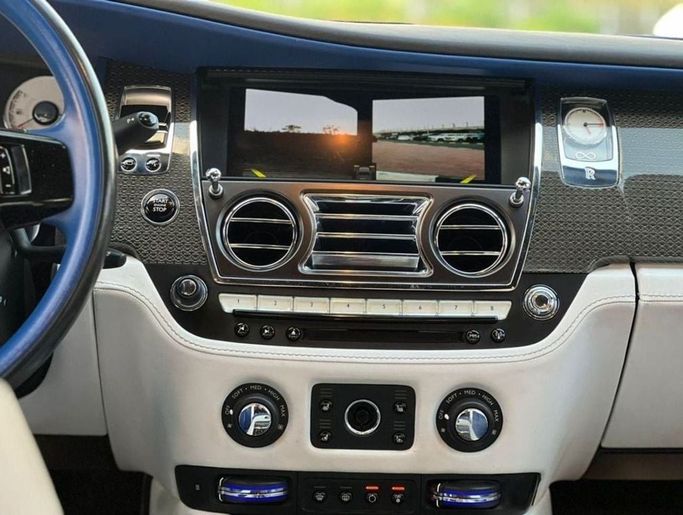 Used Rolls-Royce Ghost Black Badge I Facelift (Series II), 6.6 l, 2019 in Dubai by Drivenchy Motors, Blue color. GCC Specs | AUTO.AE