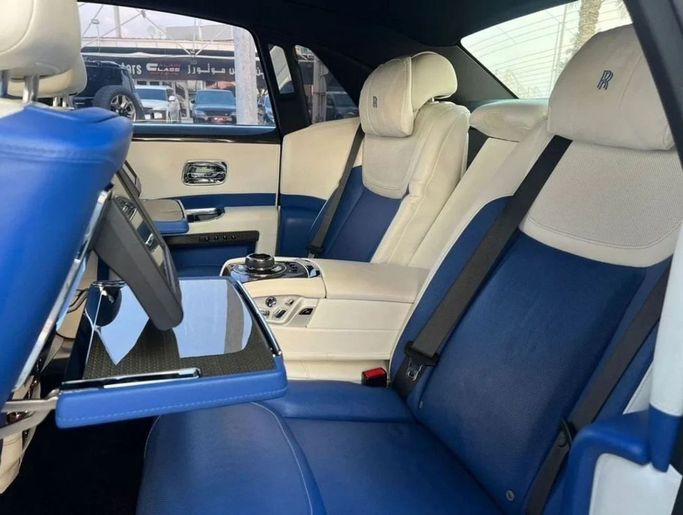 Used Rolls-Royce Ghost Black Badge I Facelift (Series II), 6.6 l, 2019 in Dubai by Drivenchy Motors, Blue color. GCC Specs | AUTO.AE
