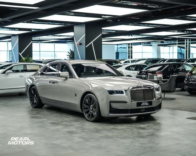 Новый Rolls-Royce Ghost II, 6.7 л, 2021 в Дубае от Pearl Motors Серебристый цвет. Европейская | AUTO.AE