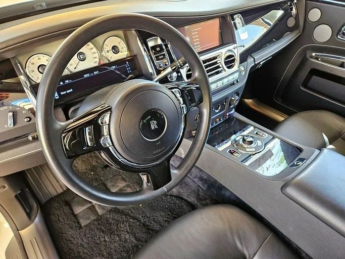 Used Rolls-Royce Ghost I, 6.6 l, 2011 in Dubai by Irfan Motors, White color. Japanese Specs | AUTO.AE