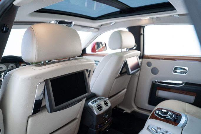 Used Rolls-Royce Ghost I, 6.6 l, 2011 in Dubai by Exotic Cars, Red color. Other | AUTO.AE