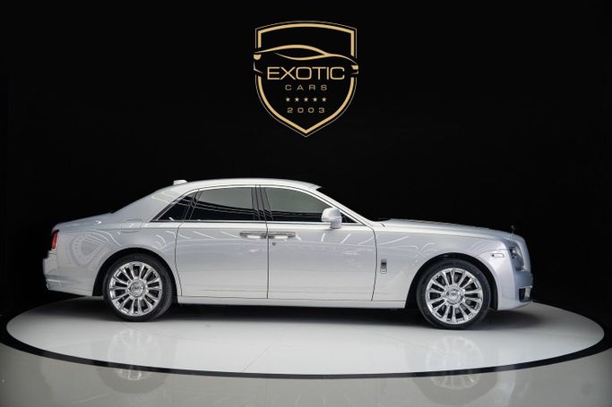 Used Rolls-Royce Ghost I Facelift (Series II), 6.6 l, 2019 in Dubai by Exotic Cars, Silver color. Other | AUTO.AE