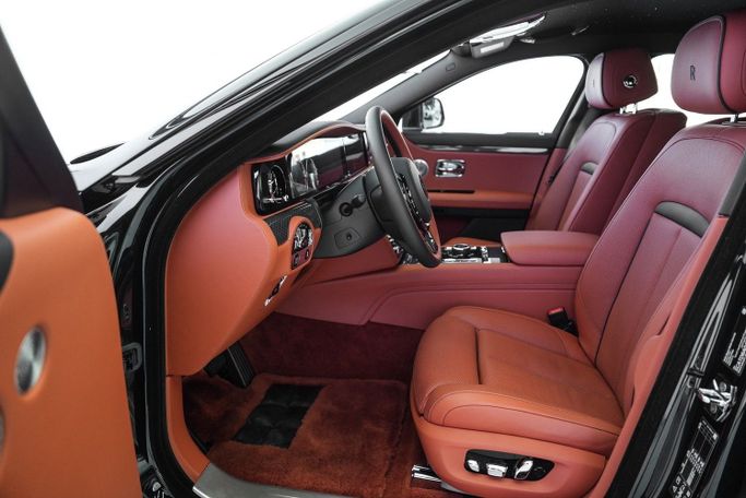 Used Rolls-Royce Ghost Black Badge II Facelift (Series II), 6.7 l, 2024 in Dubai by Exotic Cars, Green color. GCC Specs | AUTO.AE