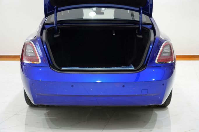 Used Rolls-Royce Ghost II, 6.7 l, 2022 in Dubai by Oscar Motors, Blue color.  | AUTO.AE