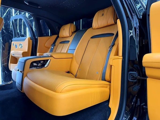 Used Rolls-Royce Ghost II, 6.7 l, 2021 in Dubai by Zeus Motors, Black color. GCC Specs | AUTO.AE