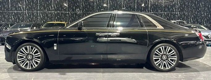 Used Rolls-Royce Ghost II, 6.7 l, 2021 in Dubai by Zeus Motors, Black color. GCC Specs | AUTO.AE