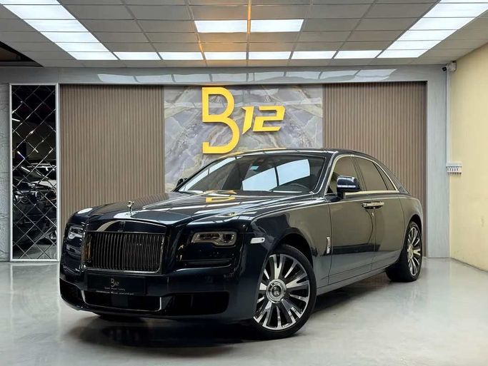 Подержанный Rolls-Royce Ghost Extended I Рестайлинг (Series II), 6.6 л, 2019 в Дубае от B12 Motors Черный цвет. GCC | AUTO.AE