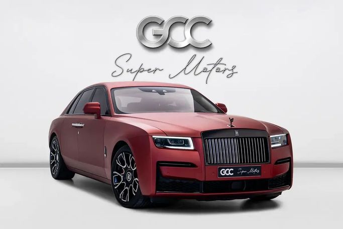 Подержанный Rolls-Royce Ghost Black Badge II, 6.7 л, 2023 в Дубае от GCC Super Motors Красный цвет. GCC | AUTO.AE | Объявление #257236