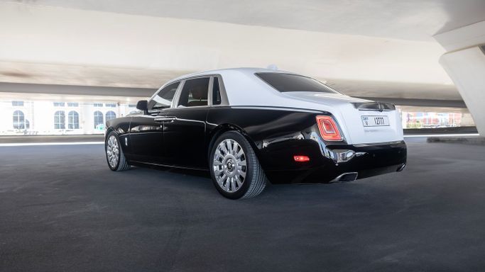 Rolls-Royce Phantom Extended VIII, 2022 business sedan long for rent in Dubai by AVA car rental, black color | AUTO.AE