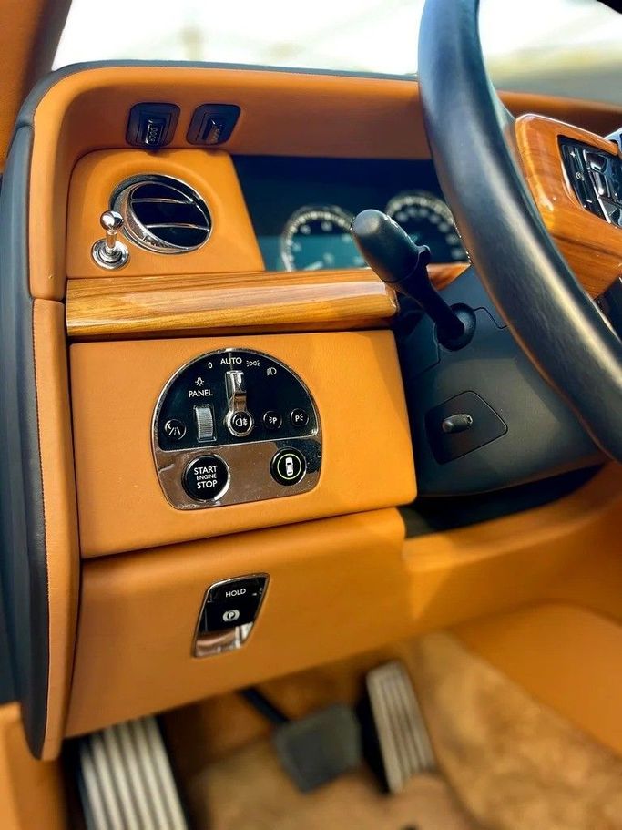 Used Rolls-Royce Phantom VIII, 6.7 l, 2018 in Dubai by 66 Motors, White color. GCC Specs | AUTO.AE