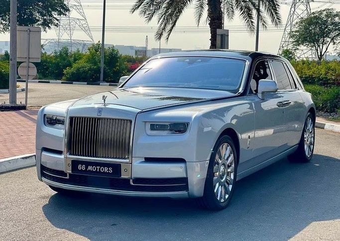 Подержанный Rolls-Royce Phantom VIII, 6.7 л, 2019 в Дубае от 66 Motors Другой цвет цвет. GCC | AUTO.AE