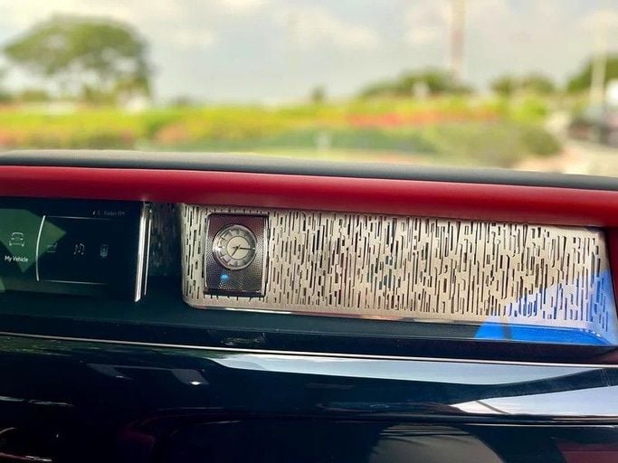 Подержанный Rolls-Royce Phantom VIII, 6.7 л, 2019 в Дубае от 66 Motors Другой цвет цвет. GCC | AUTO.AE