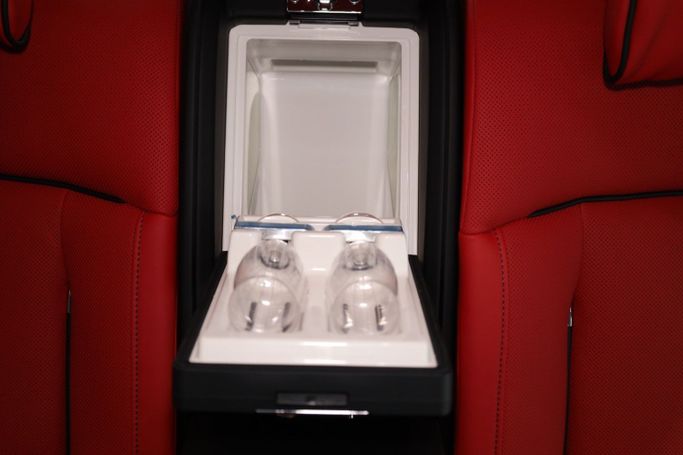 New Rolls-Royce Phantom VIII, 6.7 l, 2024 in Dubai by Sanam Cars, Blue color. GCC Specs | AUTO.AE