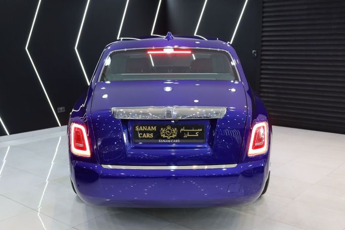 New Rolls-Royce Phantom VIII, 6.7 l, 2024 in Dubai by Sanam Cars, Blue color. GCC Specs | AUTO.AE
