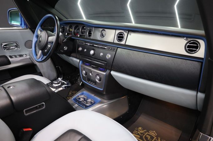 Used Rolls-Royce Phantom VII Facelift (Series II), 6.7 l, 2015 in Dubai by Sanam Cars, Light Blue color. GCC Specs | AUTO.AE