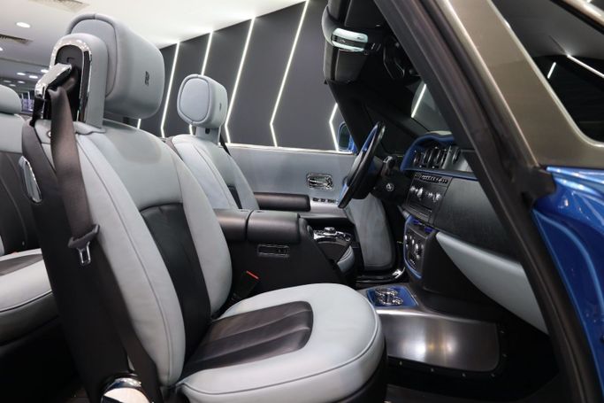 Used Rolls-Royce Phantom VII Facelift (Series II), 6.7 l, 2015 in Dubai by Sanam Cars, Light Blue color. GCC Specs | AUTO.AE