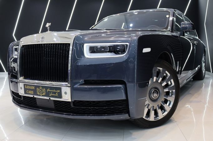 Used Rolls-Royce Phantom VIII, 6.7 l, 2021 in Dubai by Sanam Cars, Blue color. GCC Specs | AUTO.AE