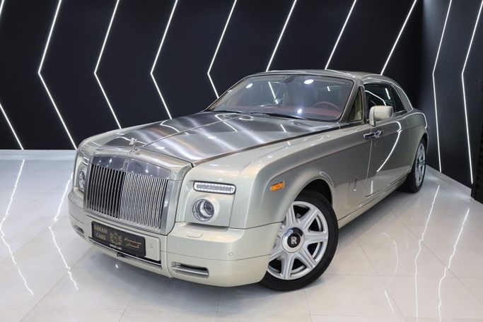 Used Rolls-Royce Phantom VII, 6.7 l, 2009 in Dubai by Sanam Cars, Silver color. GCC Specs | AUTO.AE