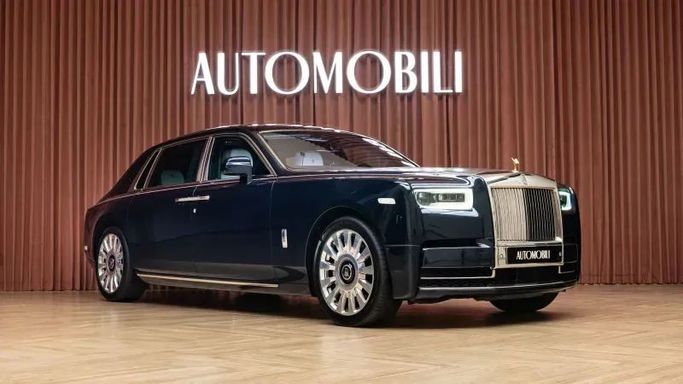 Подержанный Rolls-Royce Phantom VIII, 6.7 л, 2019 в Дубае от Automobili Motors Тёмно-синий цвет. GCC | AUTO.AE