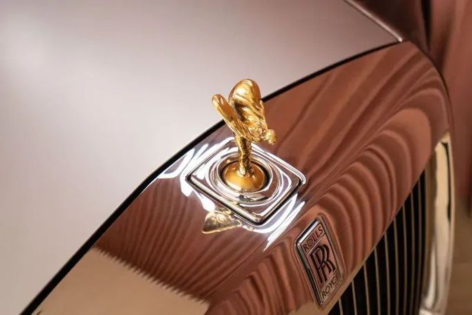 Подержанный Rolls-Royce Phantom VIII, 6.7 л, 2019 в Дубае от Automobili Motors Тёмно-синий цвет. GCC | AUTO.AE