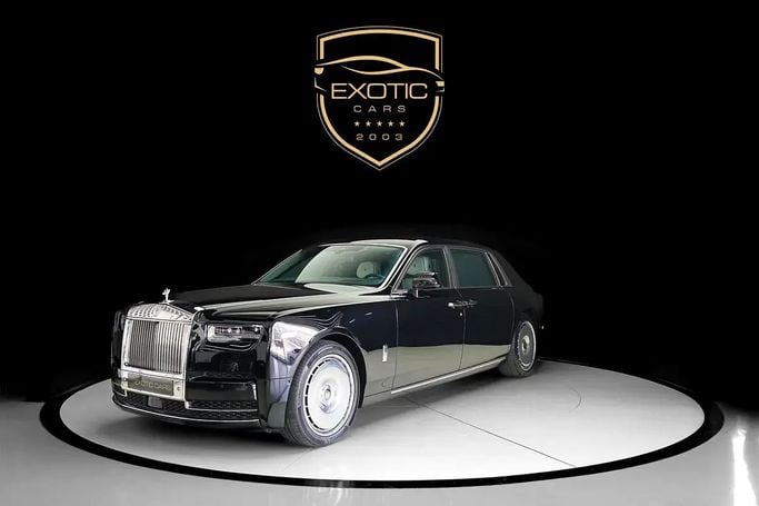 Подержанный Rolls-Royce Phantom Extended VIII, 6.7 л, 2025 в Дубае от Exotic Cars Черный цвет. GCC | AUTO.AE