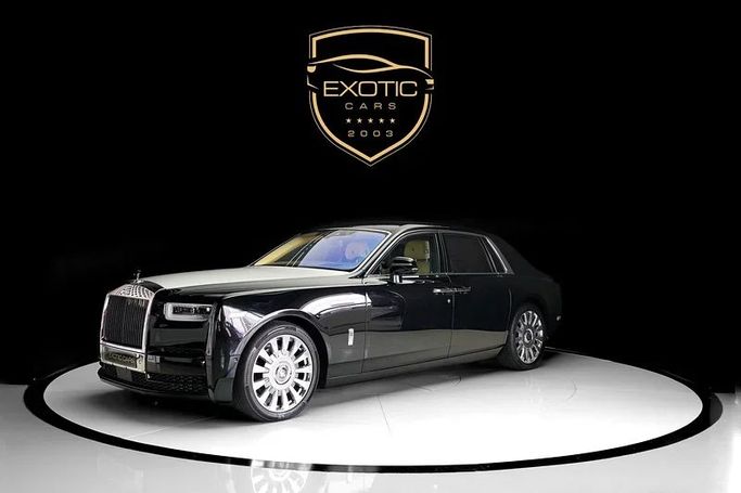 Подержанный Rolls-Royce Phantom VIII, 6.7 л, 2022 в Дубае от Exotic Cars Черный цвет. GCC | AUTO.AE