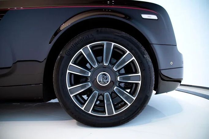 Подержанный Rolls-Royce Phantom VIII, 6.7 л, 2017 в Дубае от Exotic Cars Черный цвет. GCC | AUTO.AE