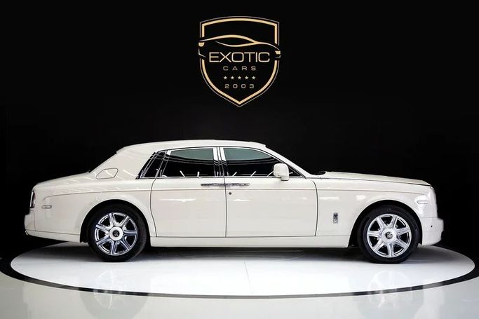 Used Rolls-Royce Phantom VII Facelift (Series II), 6.7 l, 2015 in Dubai by Exotic Cars, White color. GCC Specs | AUTO.AE