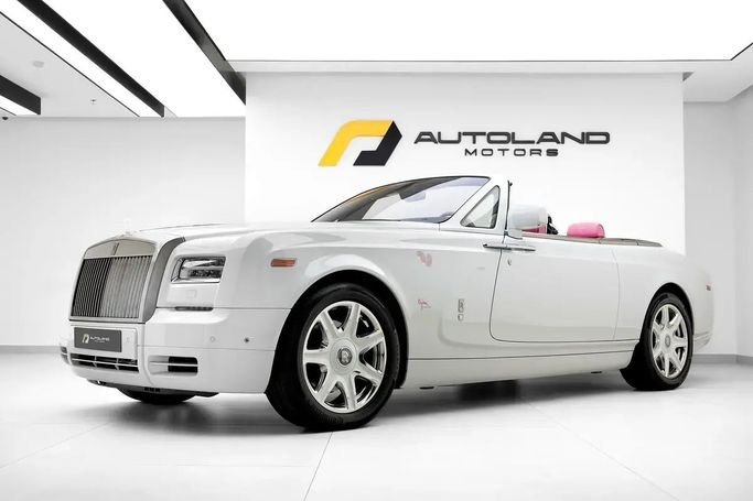 Подержанный Rolls-Royce Phantom VII Рестайлинг (Series II), 6.7 л, 2015 в Дубае от Auto Land Motor Белый цвет. Американская | AUTO.AE