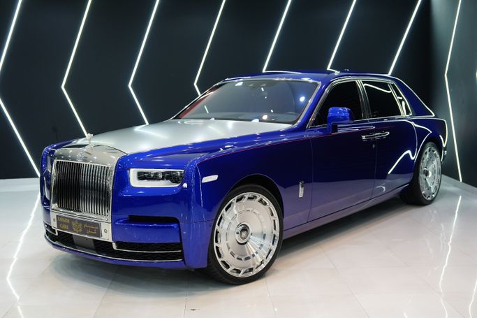مستعملة Rolls-Royce Phantom ثامناً, 6.7 l, 2018 في في الإمارات, دبي من Sanam Cars، اللون أزرق. مواصفات الخليج | AUTO.AE | إعلان #274358
