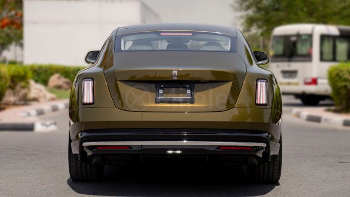 Новый Rolls-Royce Spectre, 2024 в Дубае от Milele Зеленый цвет. Other | AUTO.AE