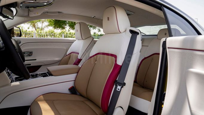 Новый Rolls-Royce Spectre, 2024 в Дубае от Milele Зеленый цвет. Other | AUTO.AE