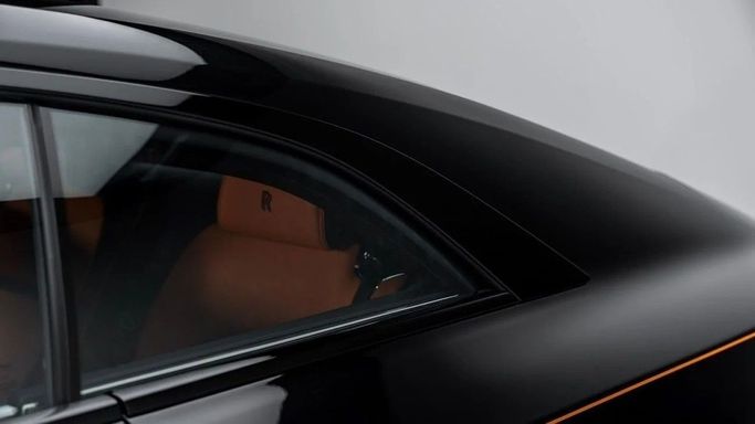 Новый Rolls-Royce Spectre, 2025 в Дубае от Al Ain Class Motors Черный цвет. GCC | AUTO.AE