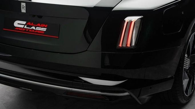 Новый Rolls-Royce Spectre, 2025 в Дубае от Al Ain Class Motors Зеленый цвет. GCC | AUTO.AE